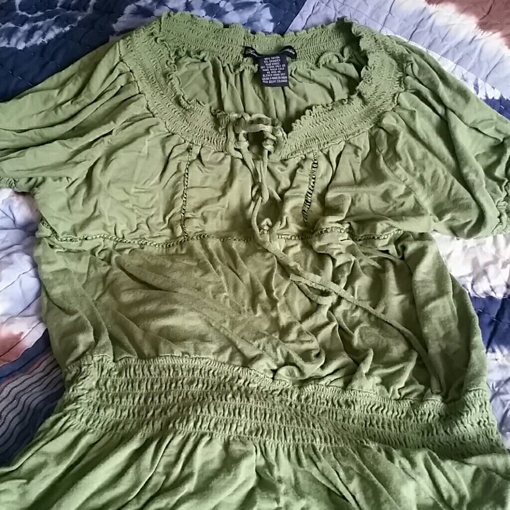 Women's shirt